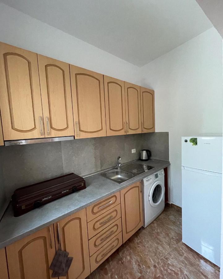 Rent Rooms Loren Vlorë Exterior foto