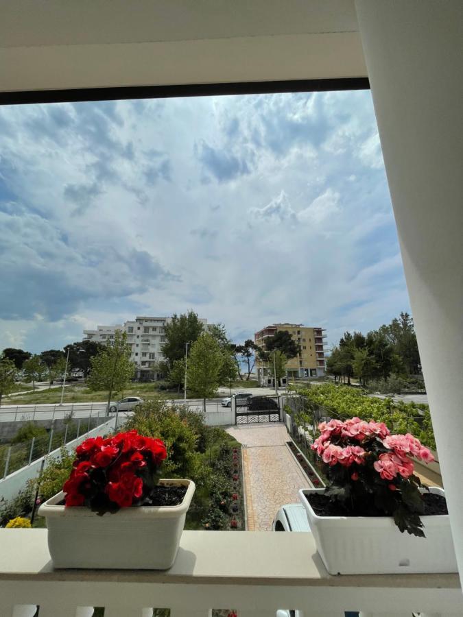 Rent Rooms Loren Vlorë Exterior foto