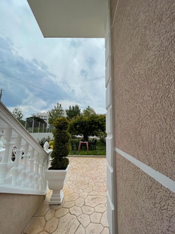 Rent Rooms Loren Vlorë Exterior foto