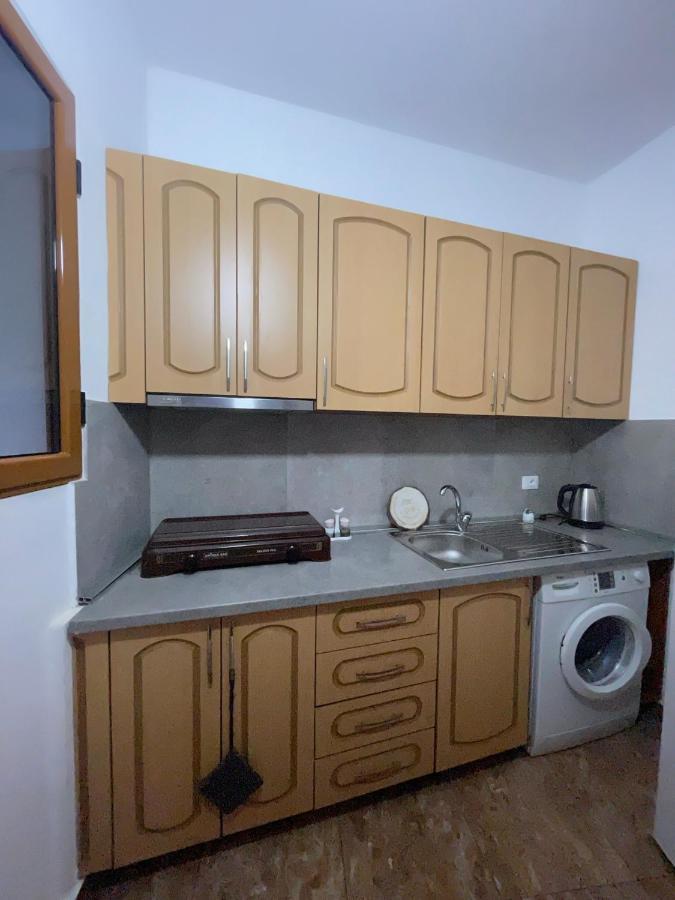 Rent Rooms Loren Vlorë Exterior foto