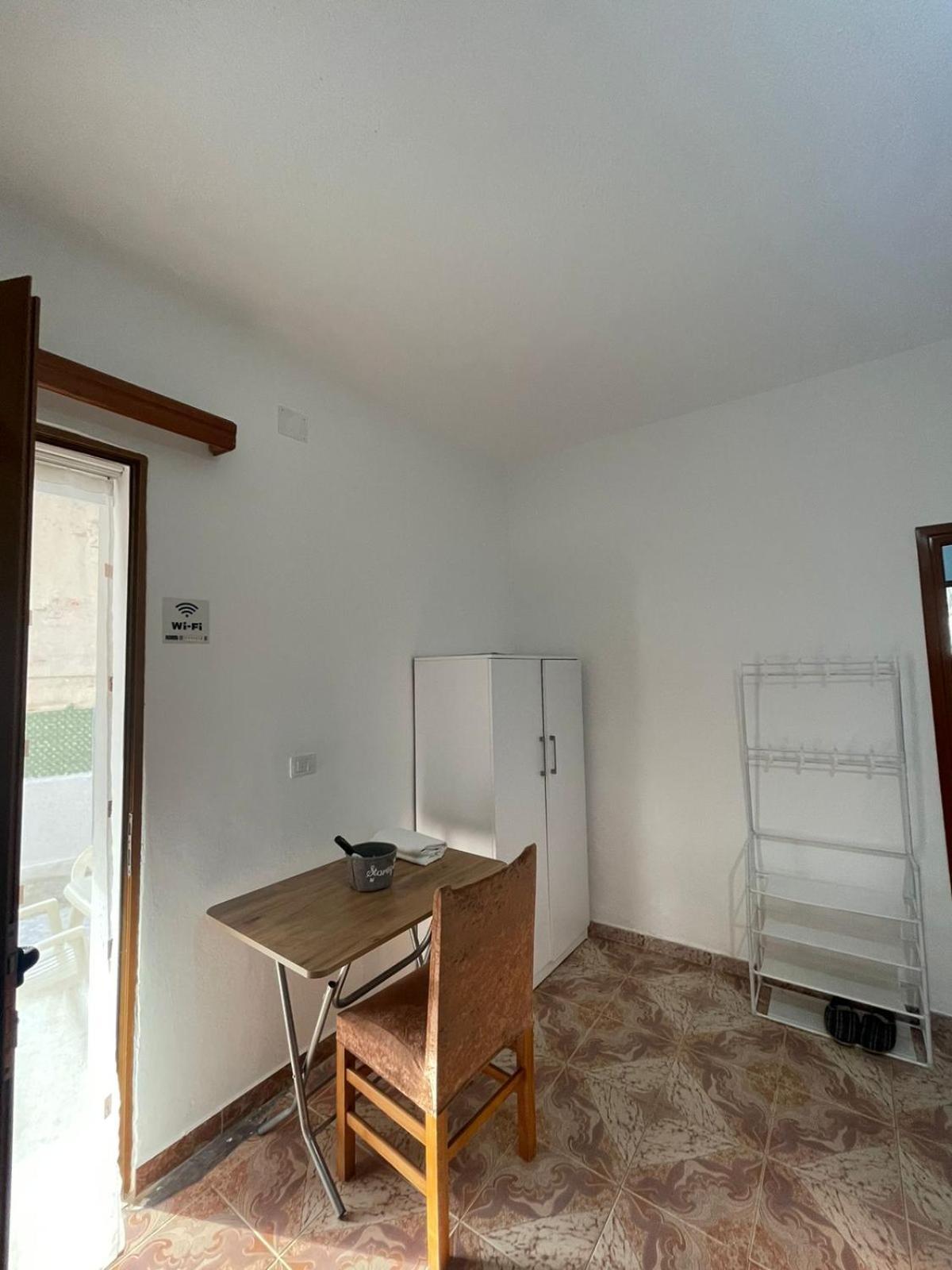 Rent Rooms Loren Vlorë Exterior foto