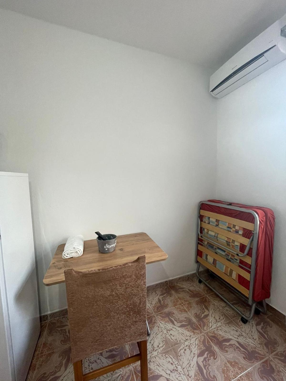 Rent Rooms Loren Vlorë Exterior foto